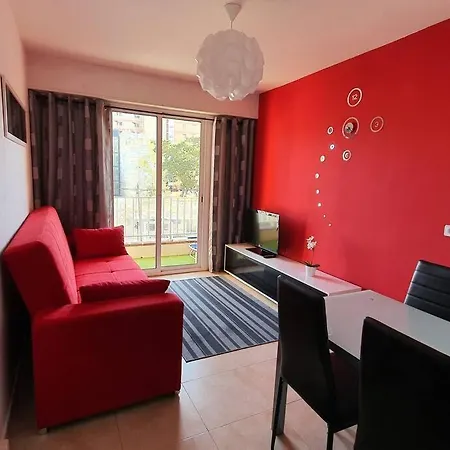 A 120 Metros De La Playa Apartment