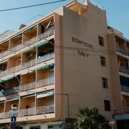 Apartment A 120 Metros De La Playa Sant Salvador