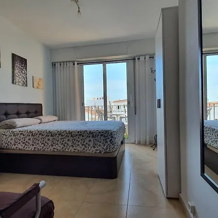 A 120 Metros De La Playa Apartment Sant Salvador